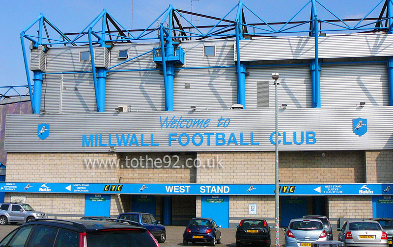 Exterior, The New Den, Millwall FC