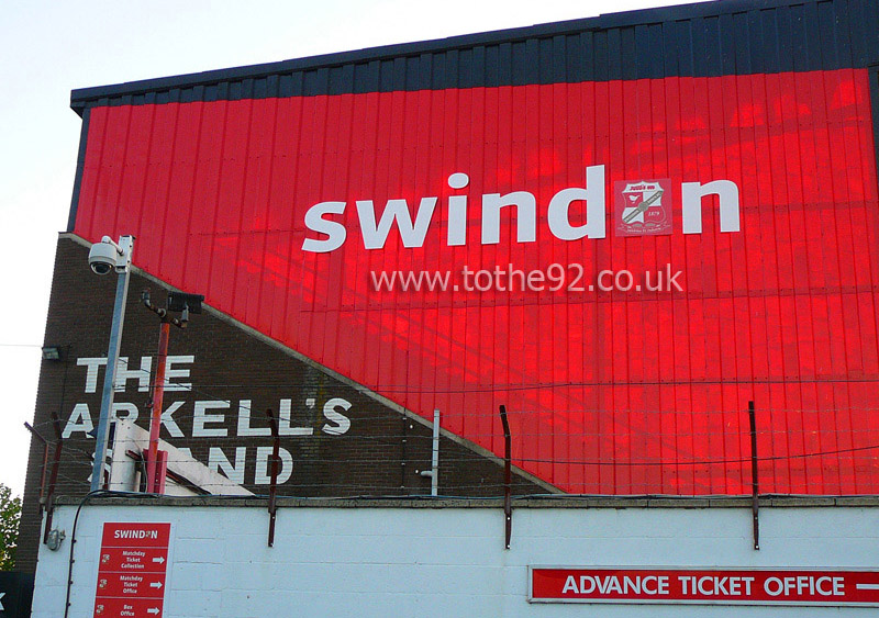 Exterior, County Ground, Swindon Town FC